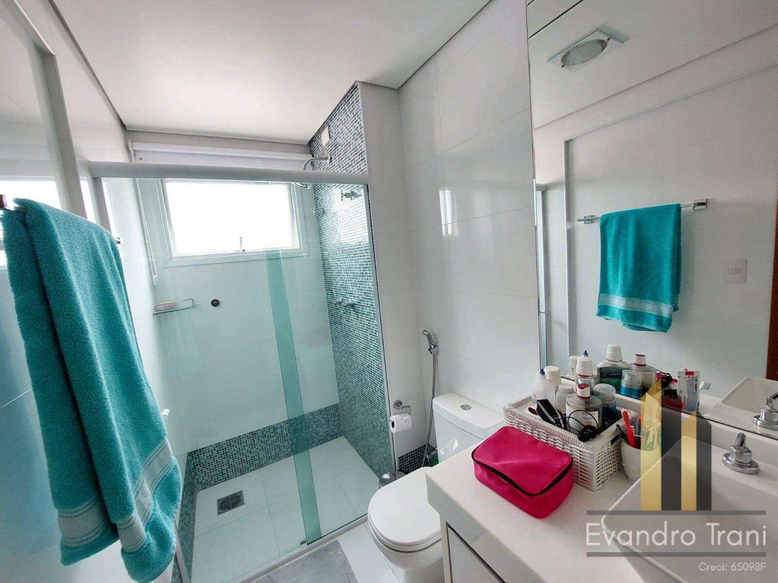 Apartamento à venda com 4 quartos, 250m² - Foto 22