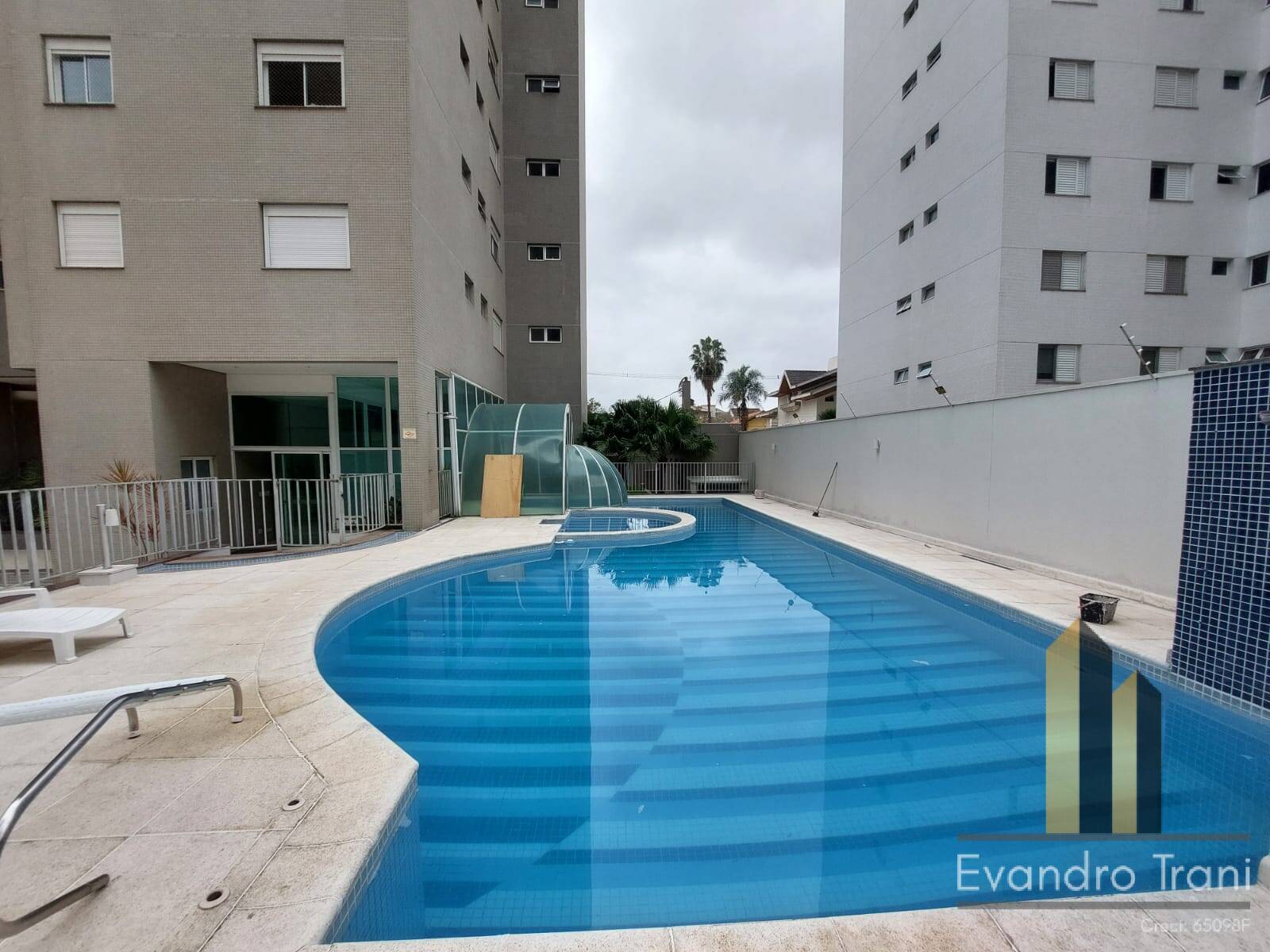 Apartamento à venda com 4 quartos, 250m² - Foto 30