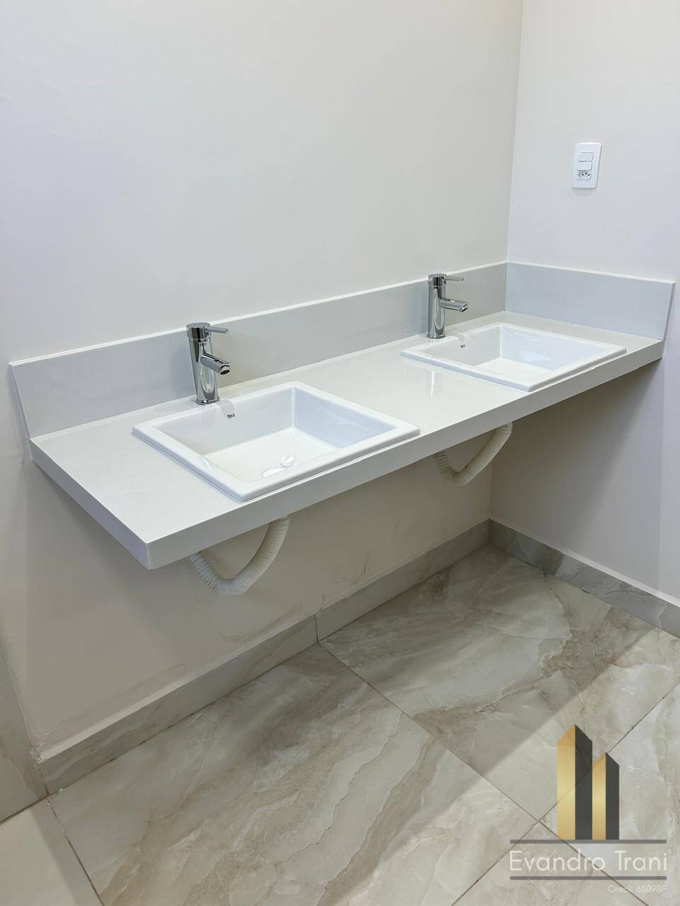 Casa à venda com 3 quartos, 192m² - Foto 11