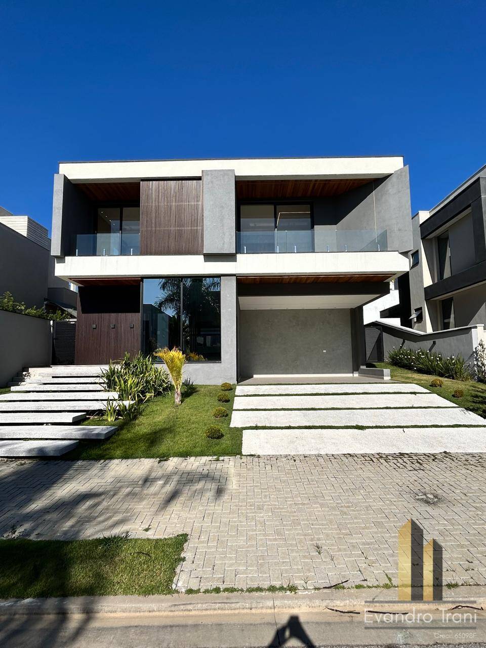 Casa, 4 quartos, 393 m² - Foto 2