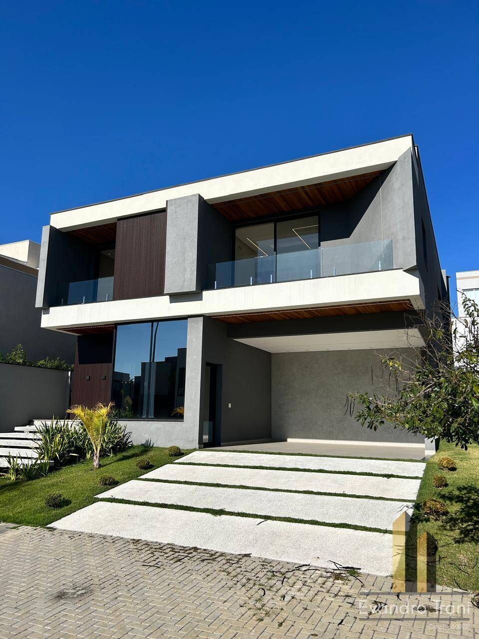 Casa, 4 quartos, 393 m² - Foto 1