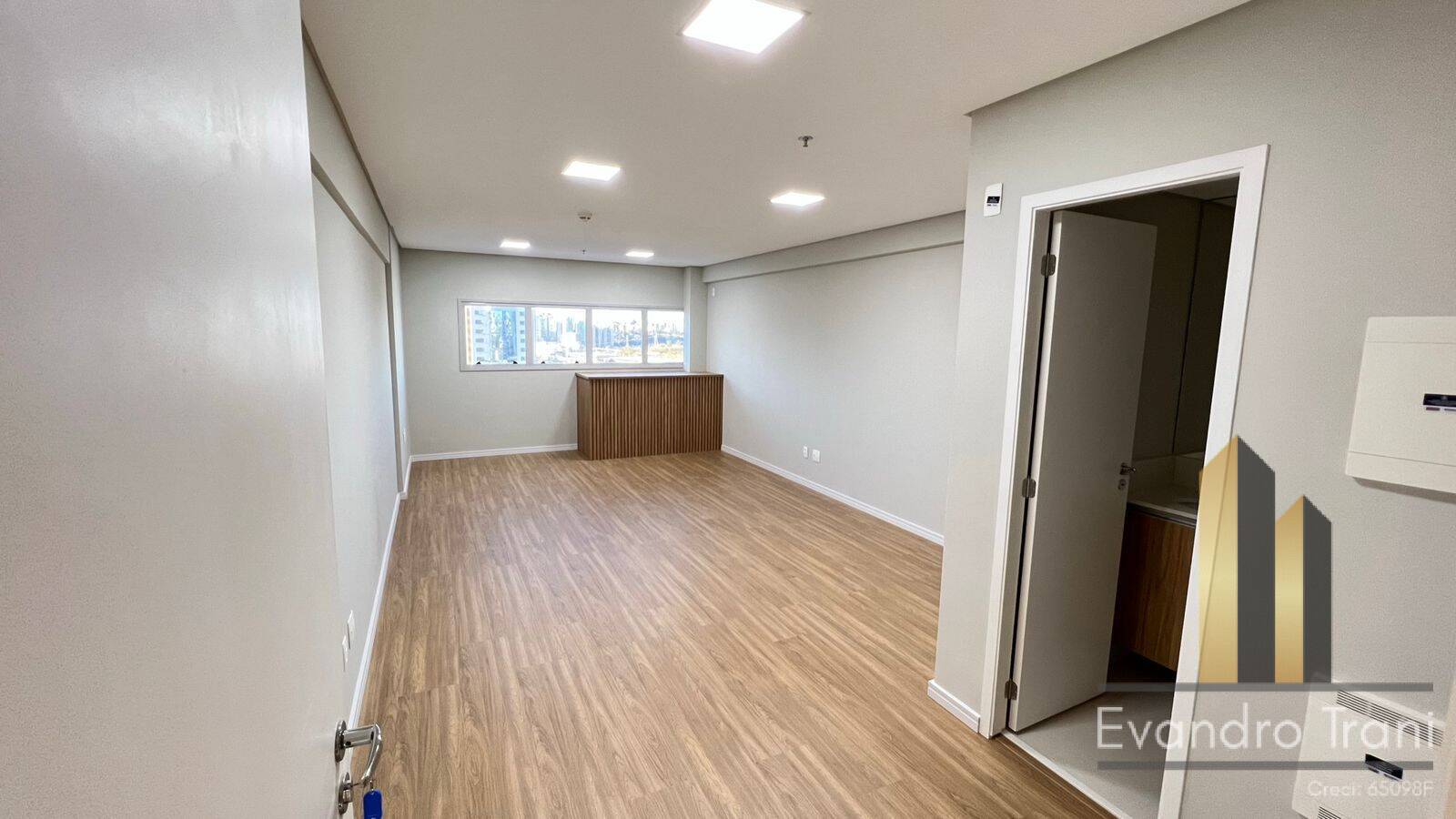 Conjunto Comercial-Sala à venda, 33m² - Foto 1
