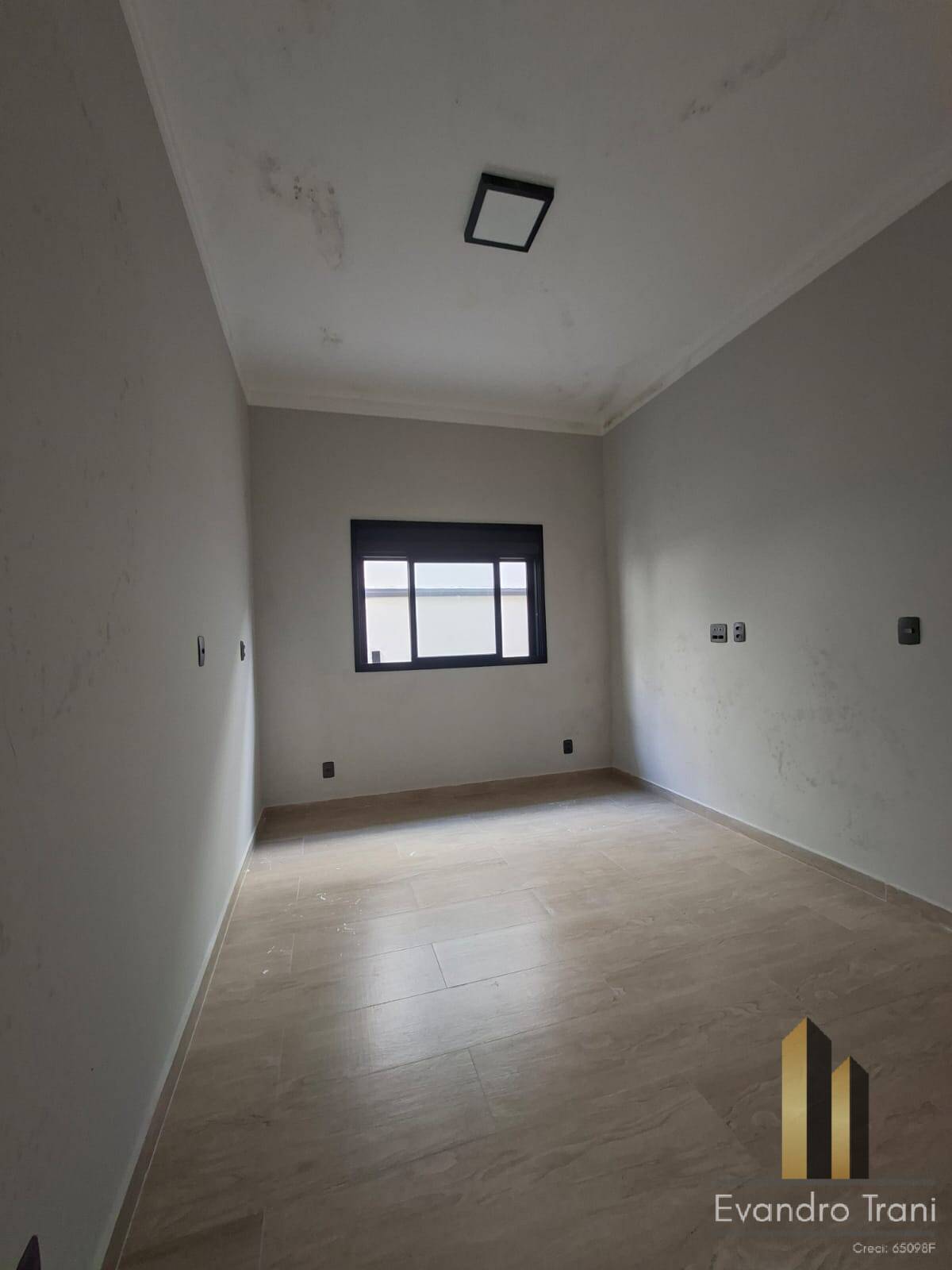 Casa à venda com 3 quartos, 300m² - Foto 15