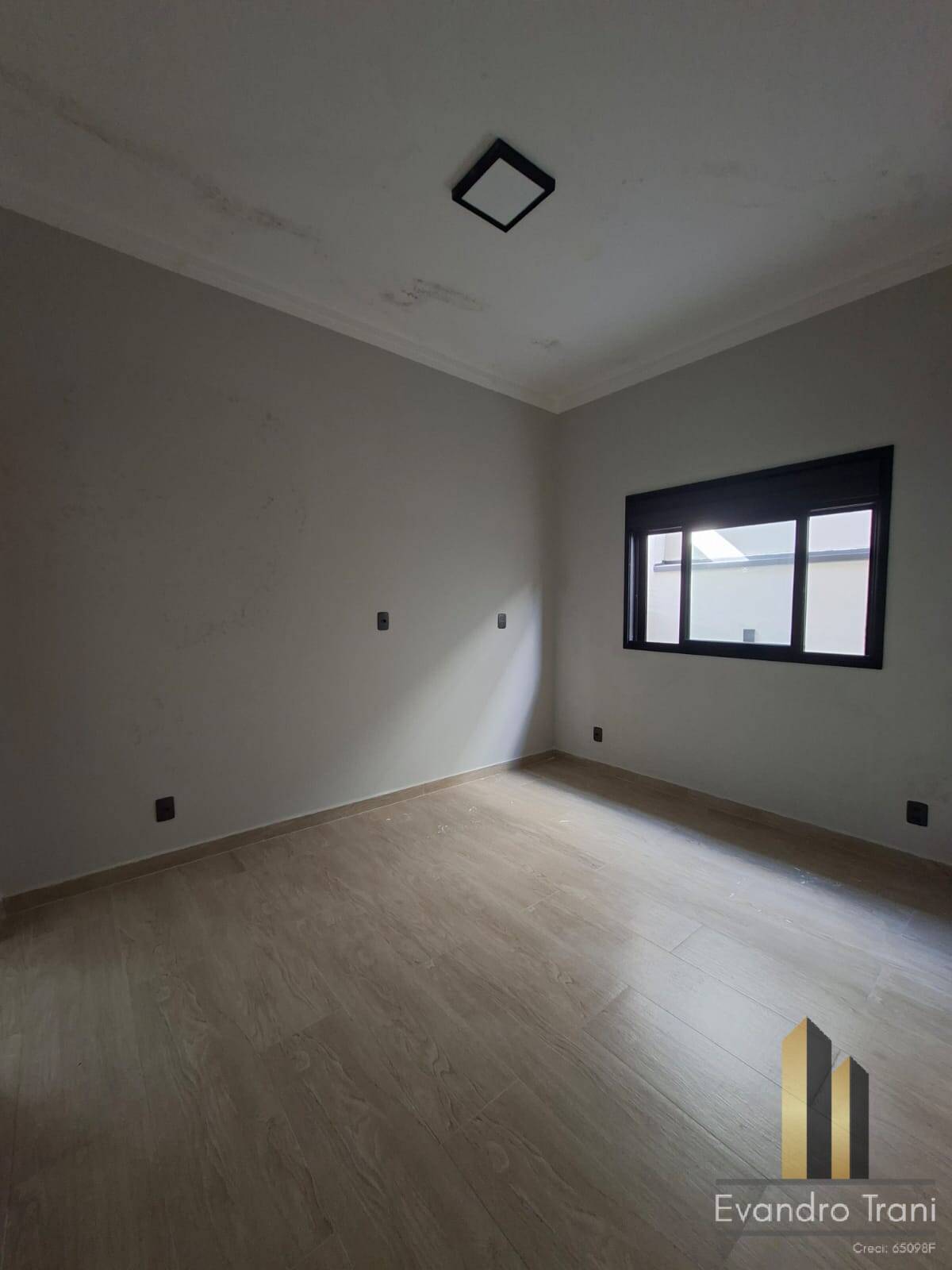 Casa à venda com 3 quartos, 300m² - Foto 16