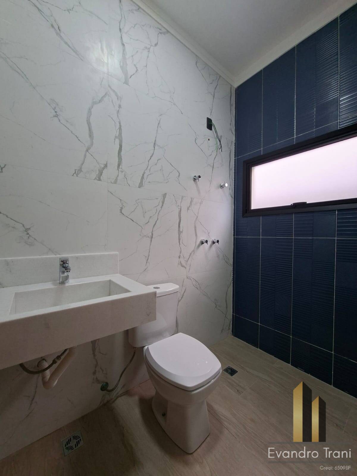 Casa à venda com 3 quartos, 300m² - Foto 22