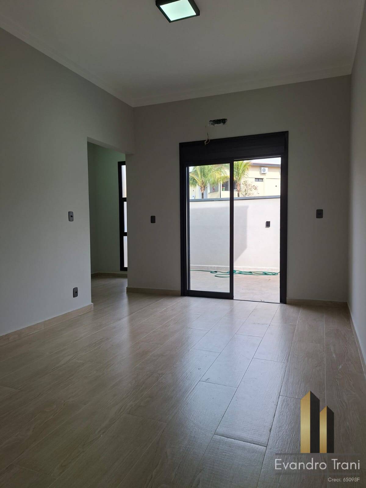 Casa à venda com 3 quartos, 300m² - Foto 20