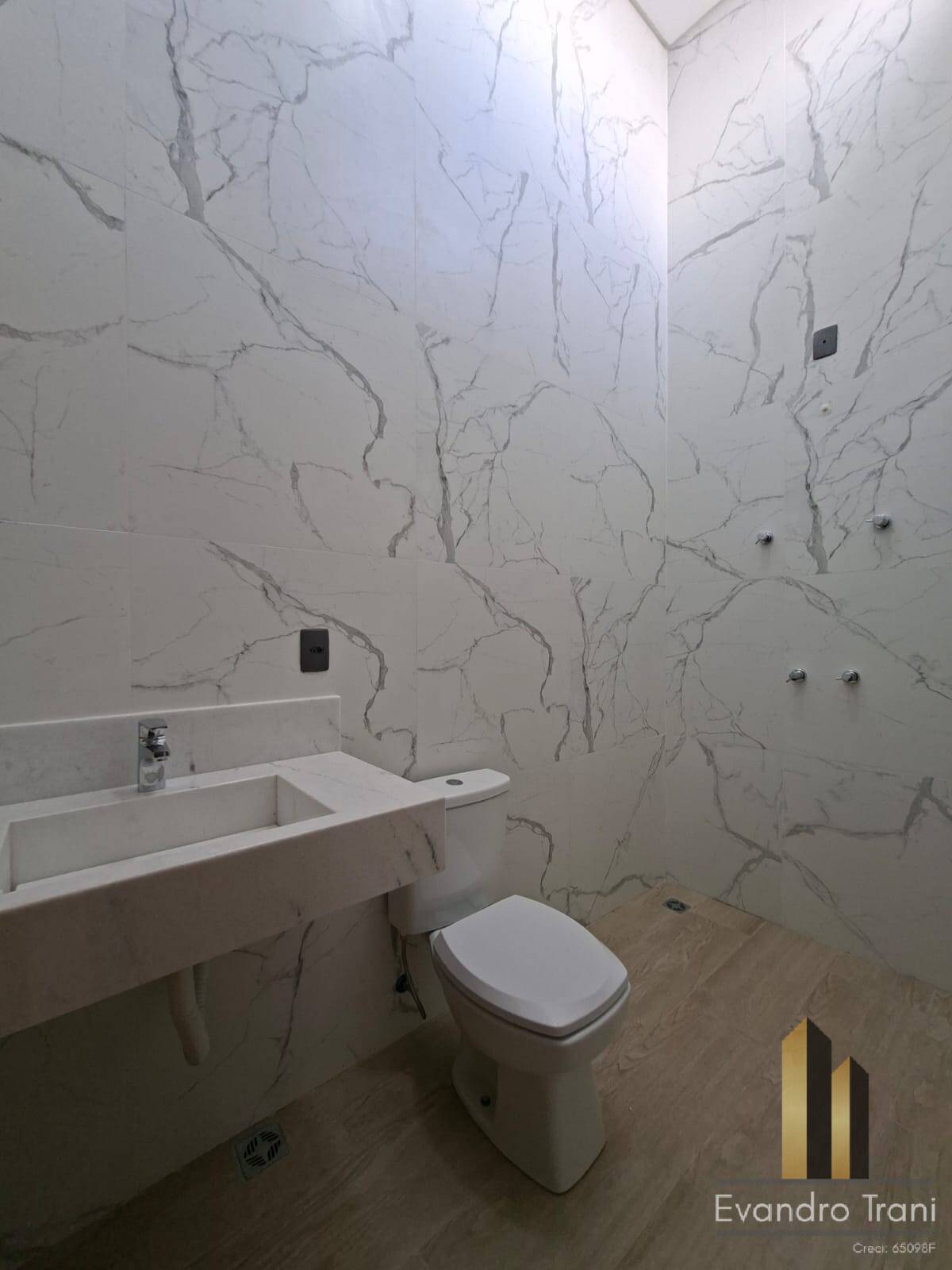 Casa à venda com 3 quartos, 300m² - Foto 23