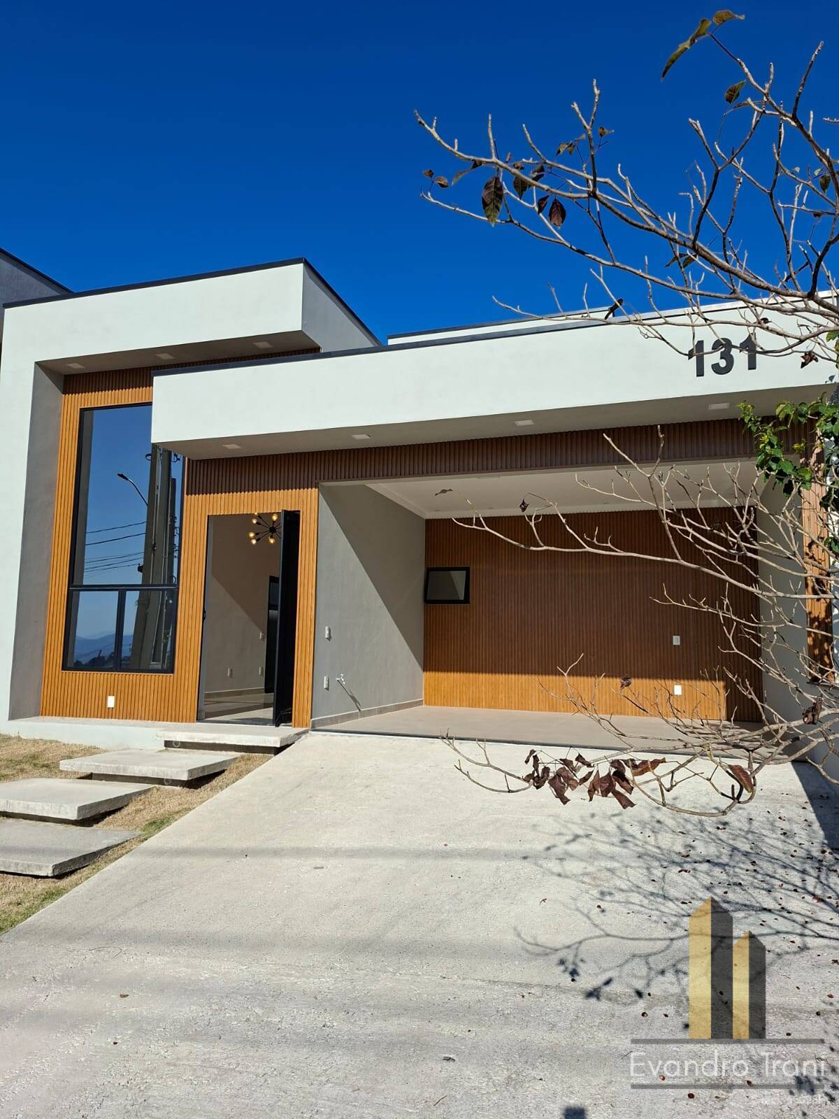 Casa à venda com 3 quartos, 250m² - Foto 14