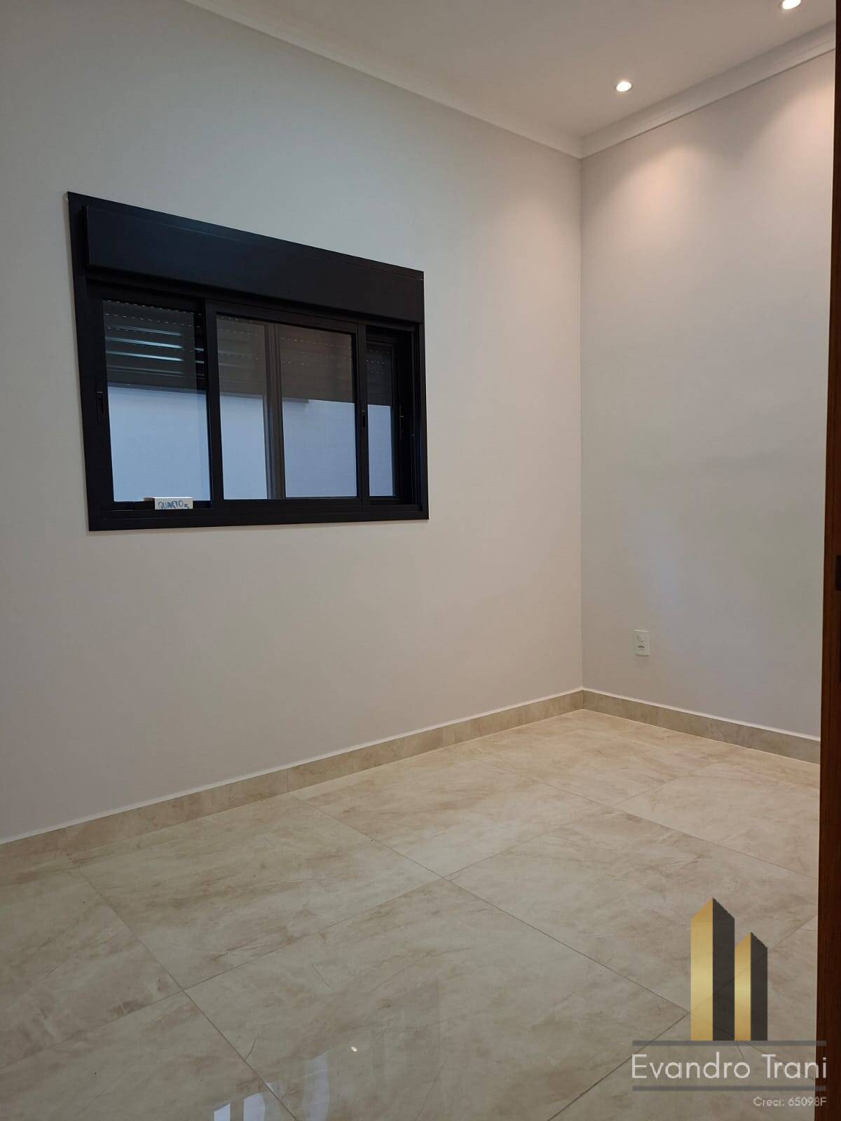 Casa à venda com 3 quartos, 250m² - Foto 23