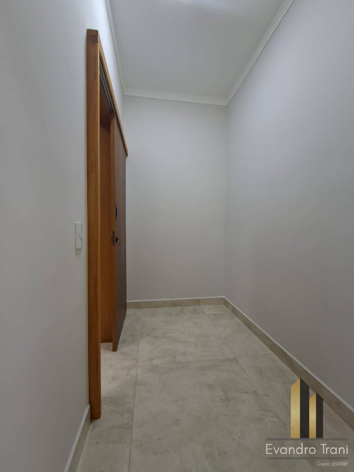 Casa à venda com 3 quartos, 250m² - Foto 27