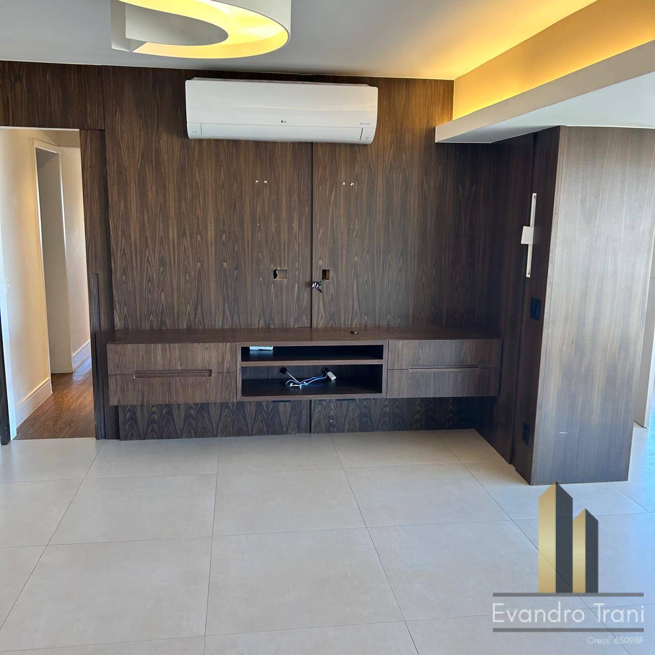 Apartamento à venda com 4 quartos, 283m² - Foto 9