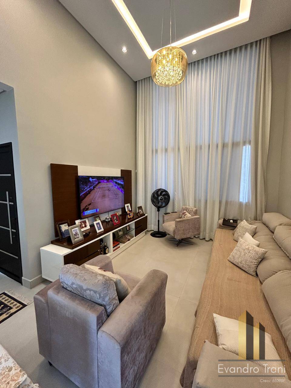 Casa, 3 quartos, 310 m² - Foto 2