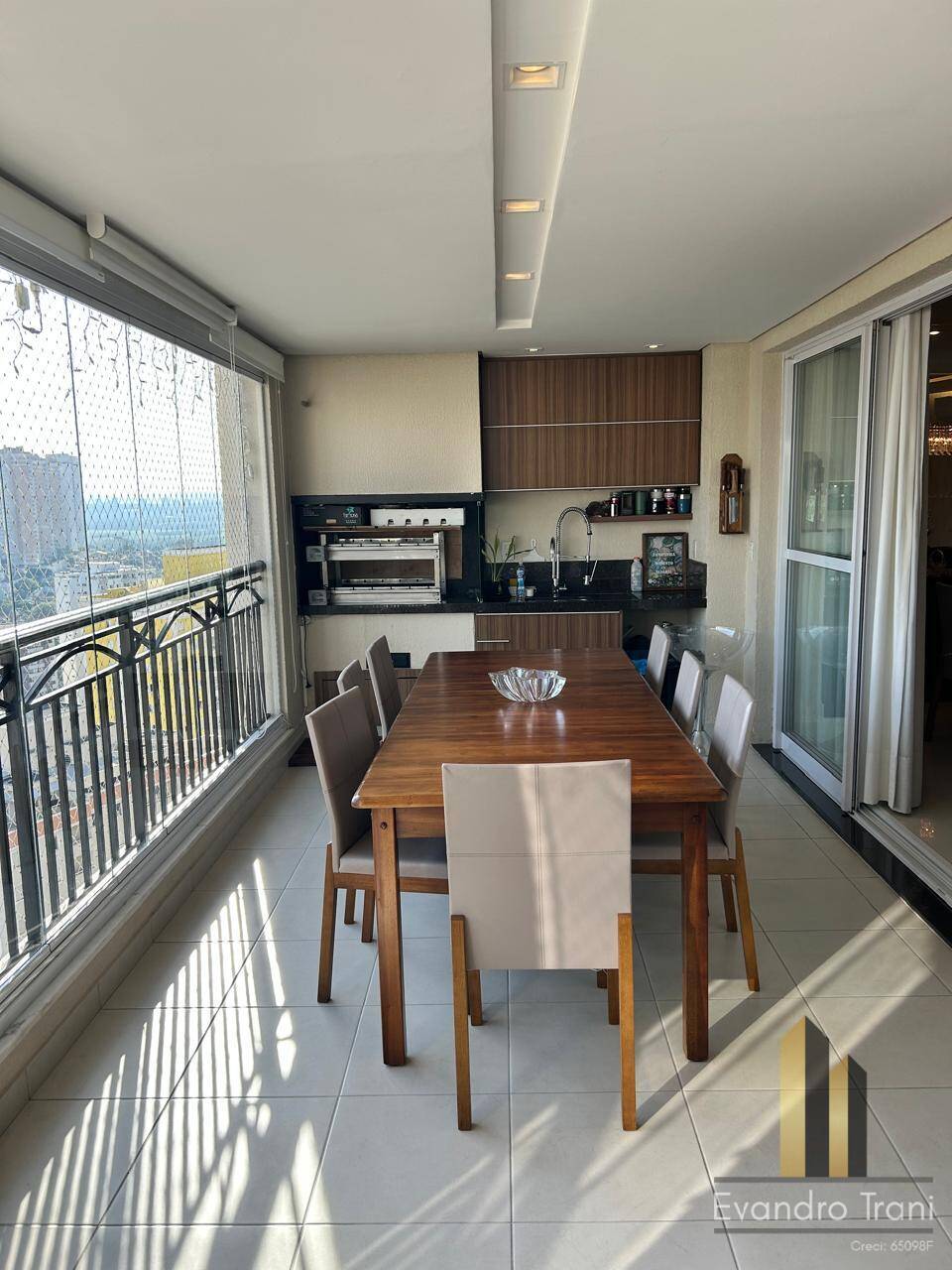 Apartamento, 3 quartos, 176 m² - Foto 1