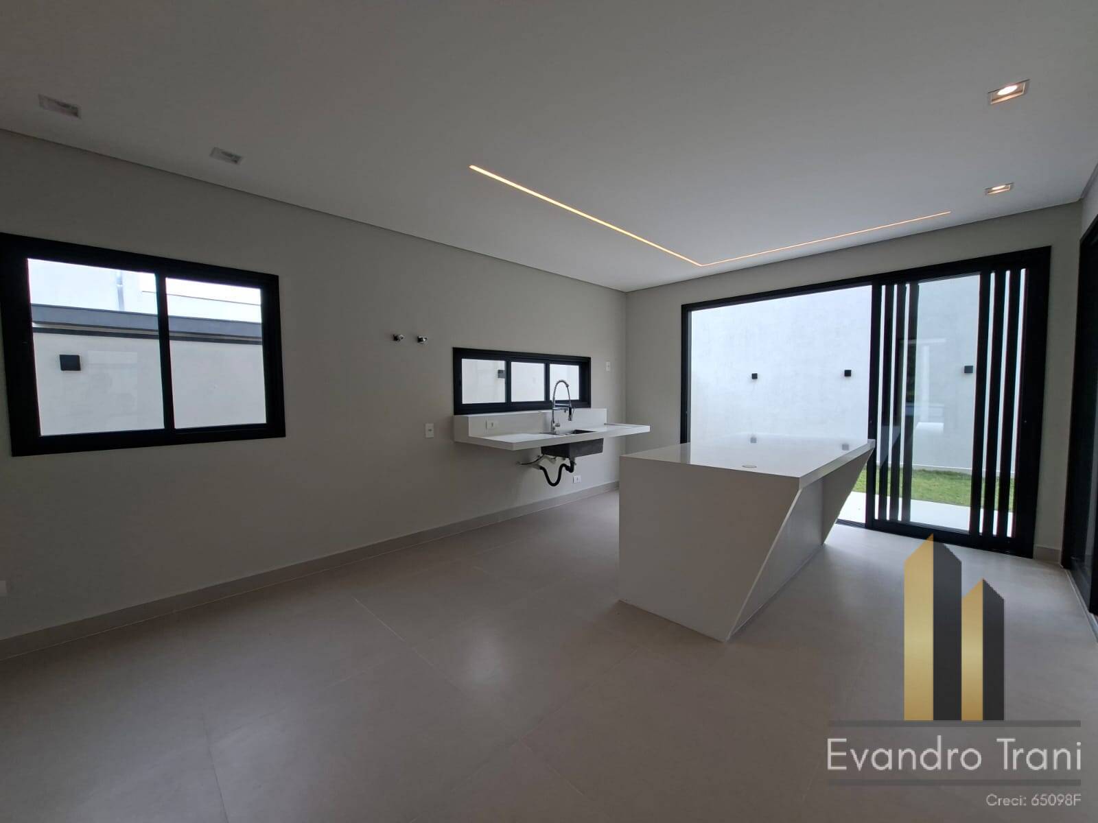 Casa, 3 quartos, 200 m² - Foto 13