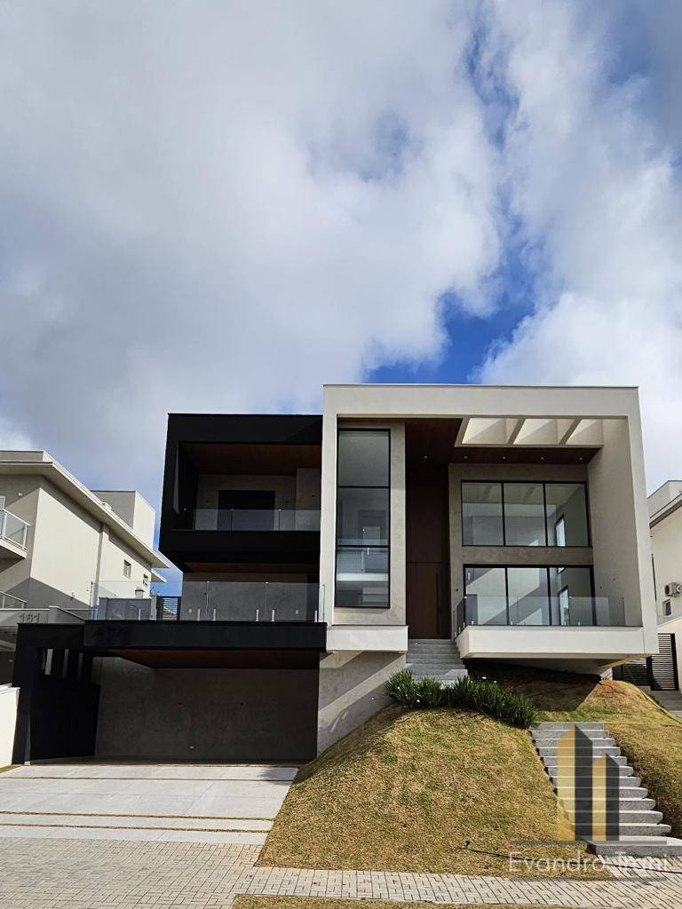 Casa, 4 quartos, 900 m² - Foto 1