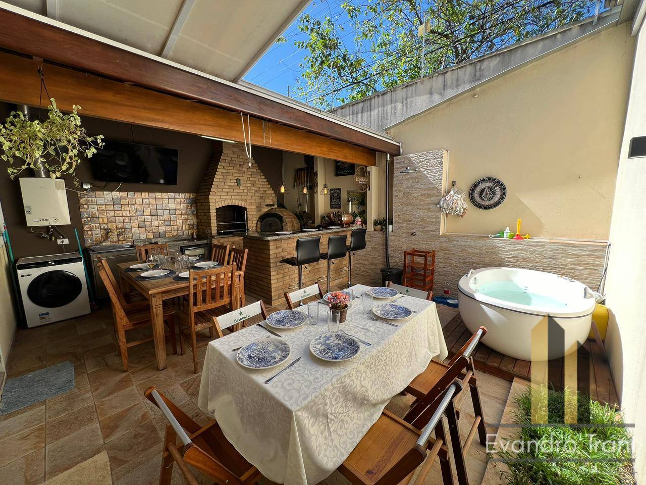 Casa, 3 quartos, 114 m² - Foto 1