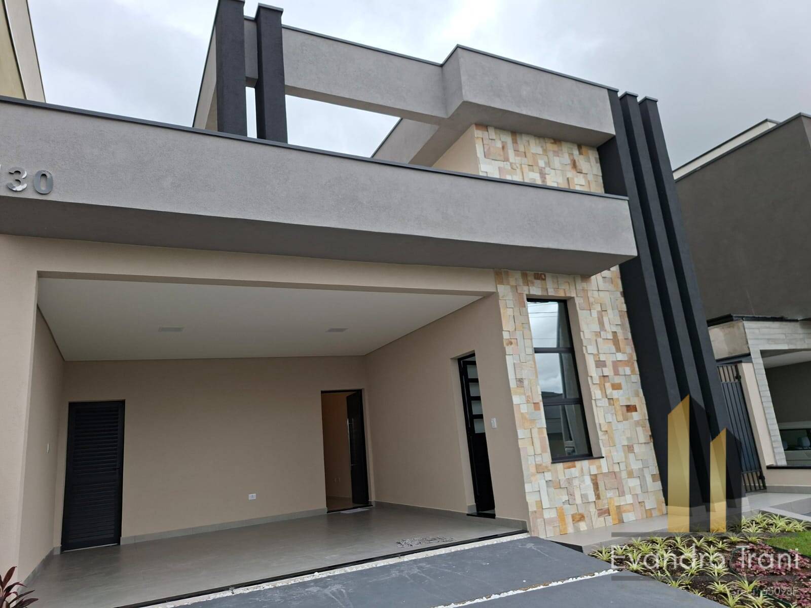 Casa, 3 quartos, 138 m² - Foto 2