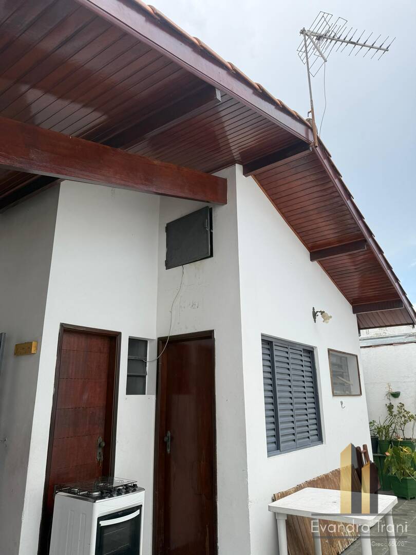 Casa, 3 quartos, 250 m² - Foto 2