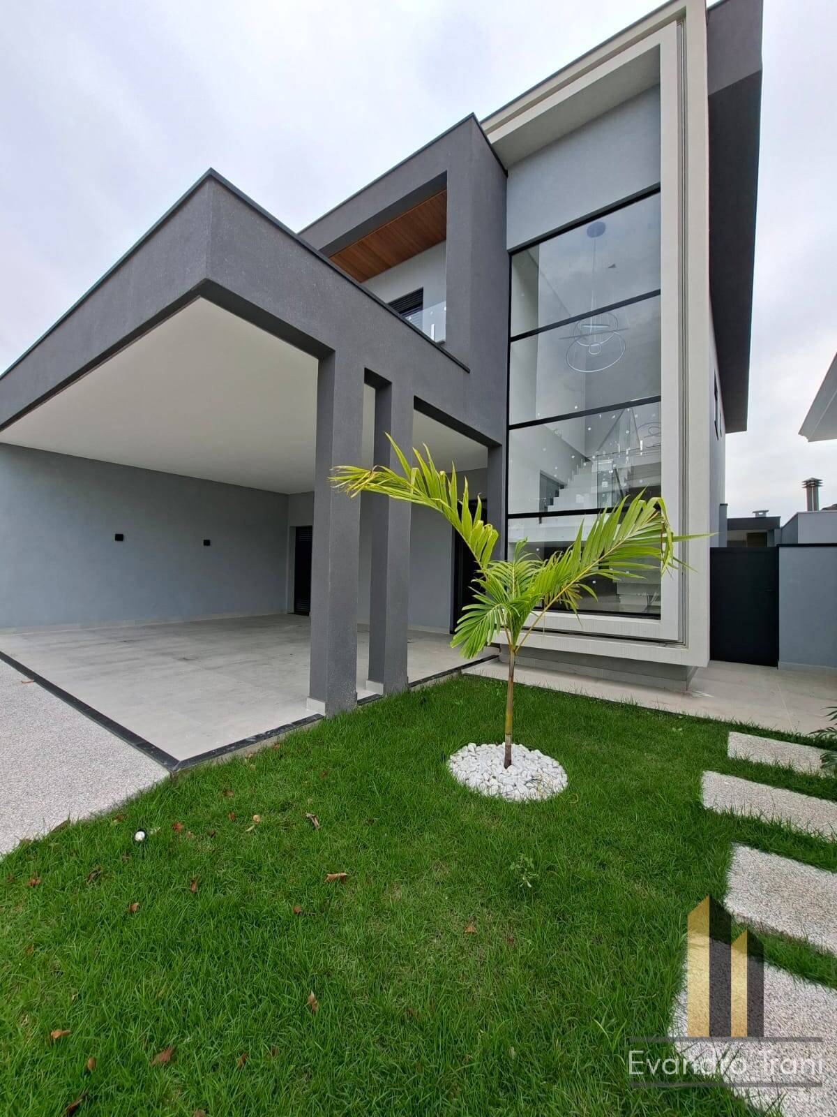 Casa, 4 quartos, 257 m² - Foto 2
