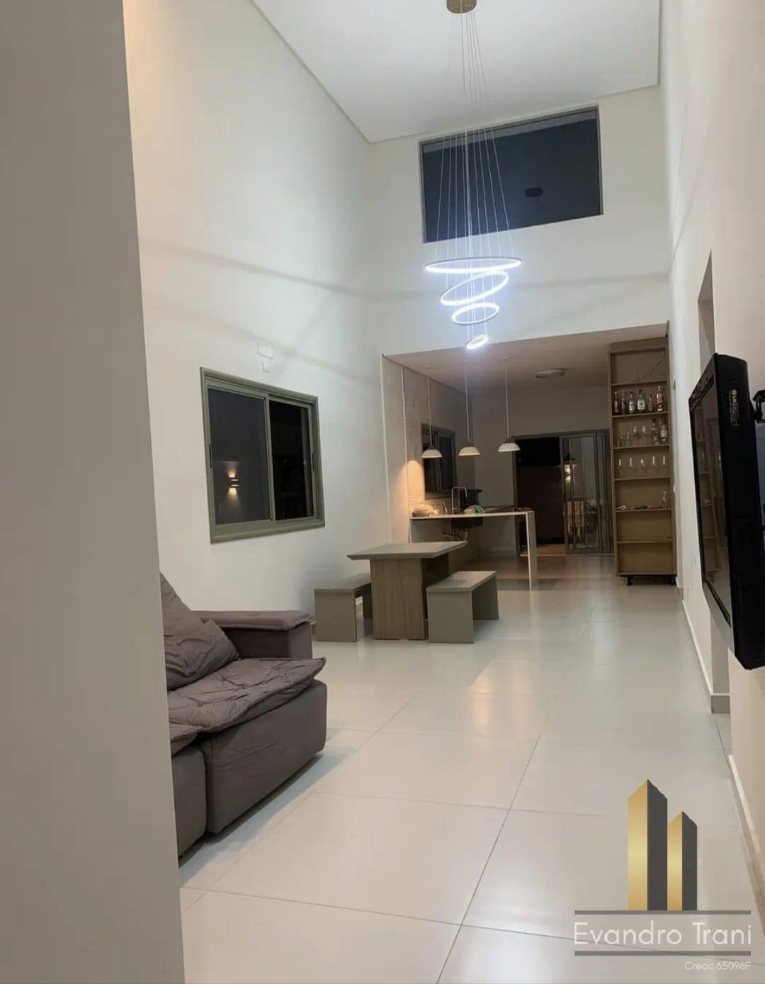 Casa, 3 quartos, 250 m² - Foto 9