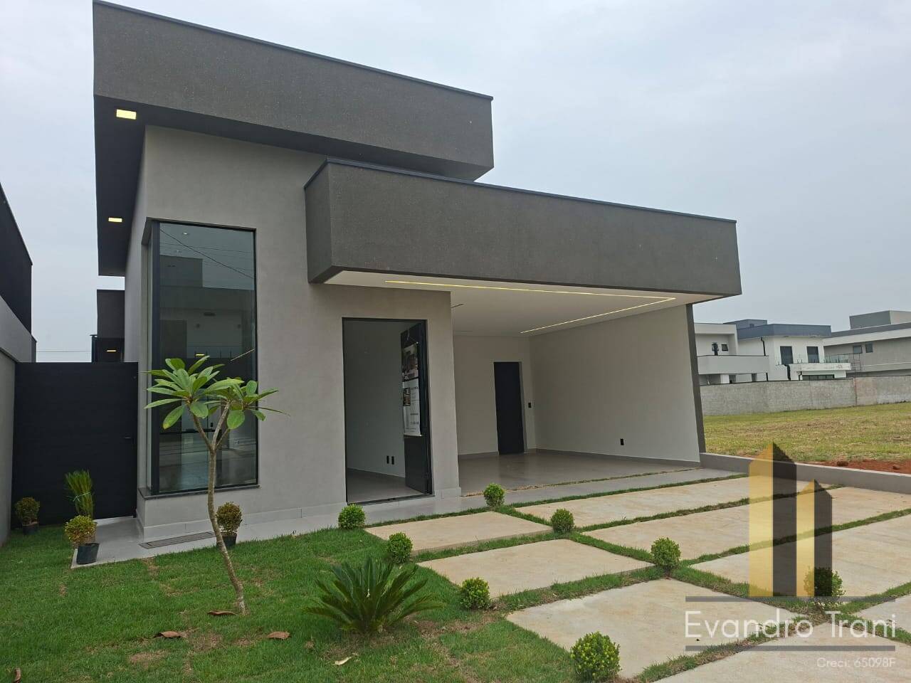Casa, 3 quartos, 250 m² - Foto 2