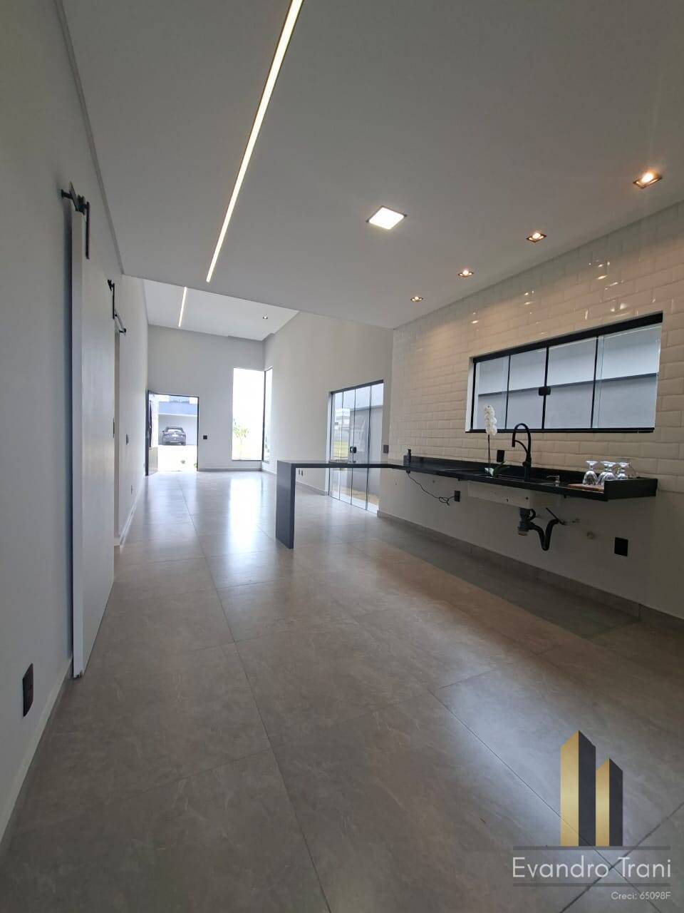Casa, 3 quartos, 250 m² - Foto 9