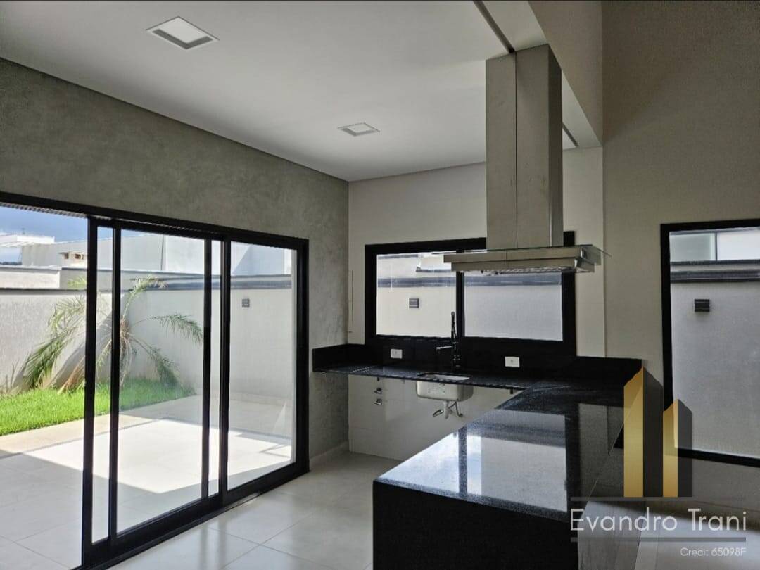 Casa, 3 quartos, 300 m² - Foto 11
