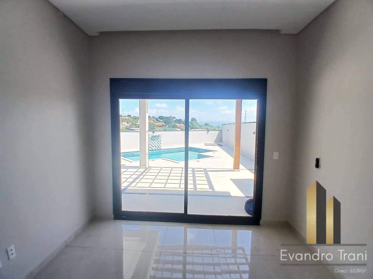 Casa Térrea Cond. Santa Mônica - Caçapava