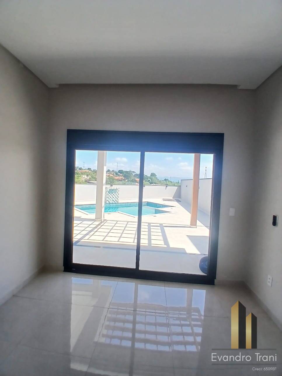 Casa Térrea Cond. Santa Mônica - Caçapava
