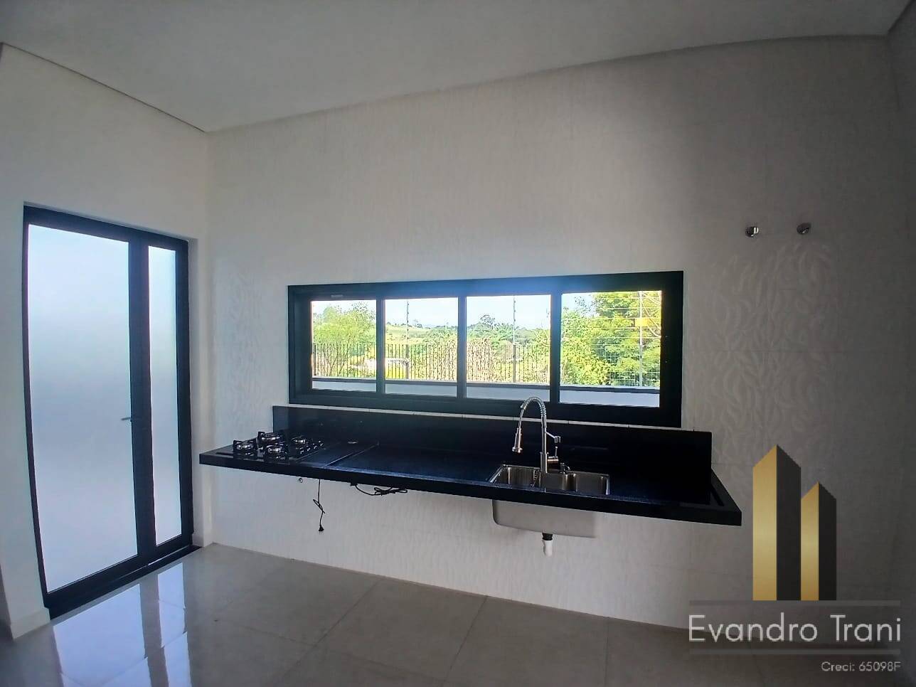 Casa Térrea Cond. Santa Mônica - Caçapava