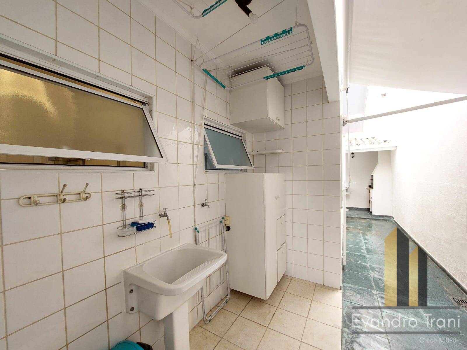 Casa, 3 quartos, 250 m² - Foto 14