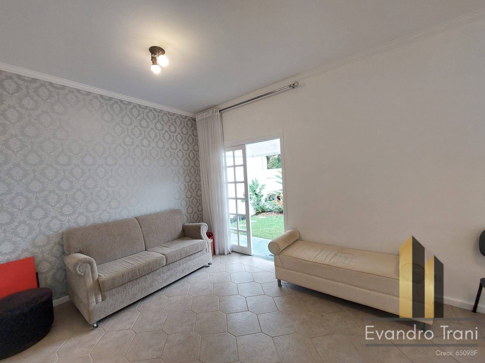 Casa, 3 quartos, 250 m² - Foto 2