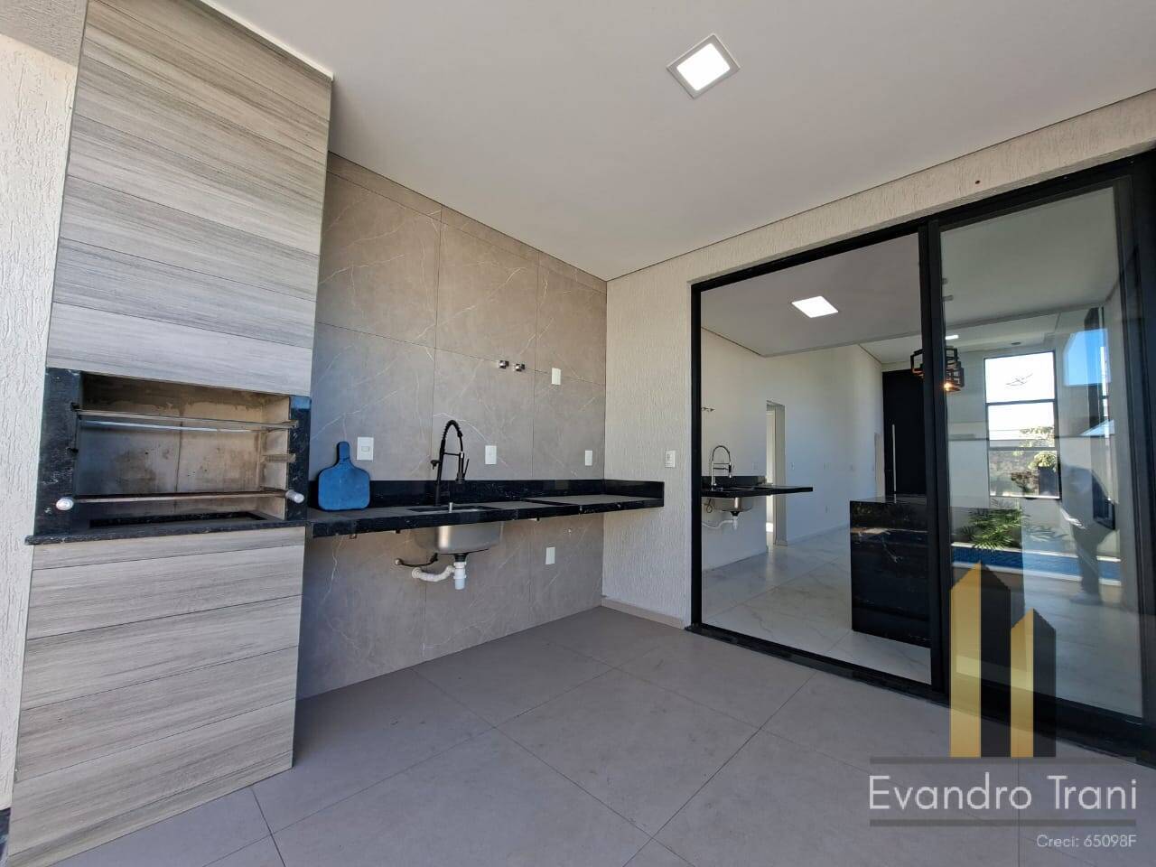 Casa, 3 quartos, 250 m² - Foto 9