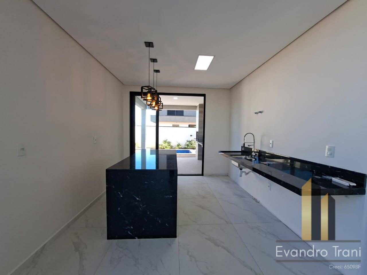 Casa, 3 quartos, 250 m² - Foto 25