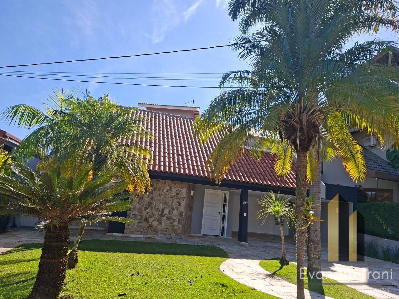Casa, 4 quartos, 450 m² - Foto 1