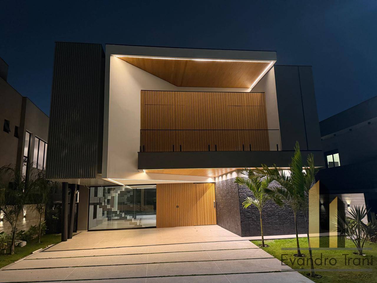 Casa à Venda| Alphaville SJC | R$ 4.700.000,00 | Analisa Permuta