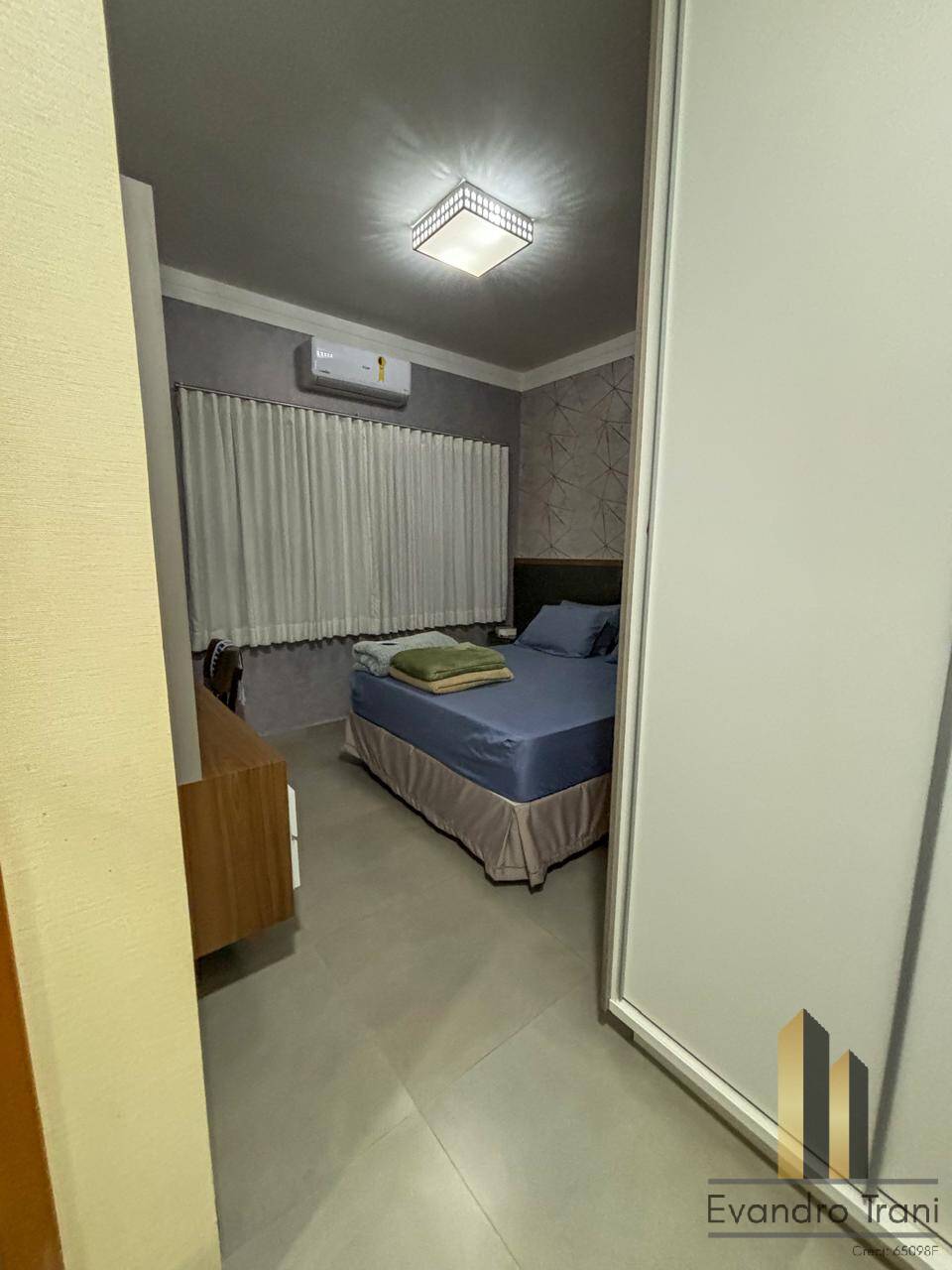 Casa à Venda no Cond. Terras do Vale em Caçapava R$ 1.280.000,00