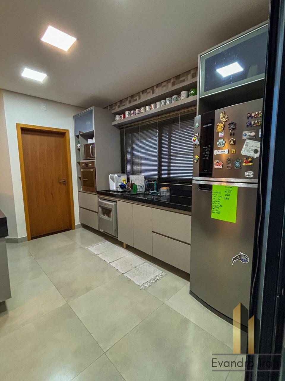 Casa à Venda no Cond. Terras do Vale em Caçapava R$ 1.280.000,00