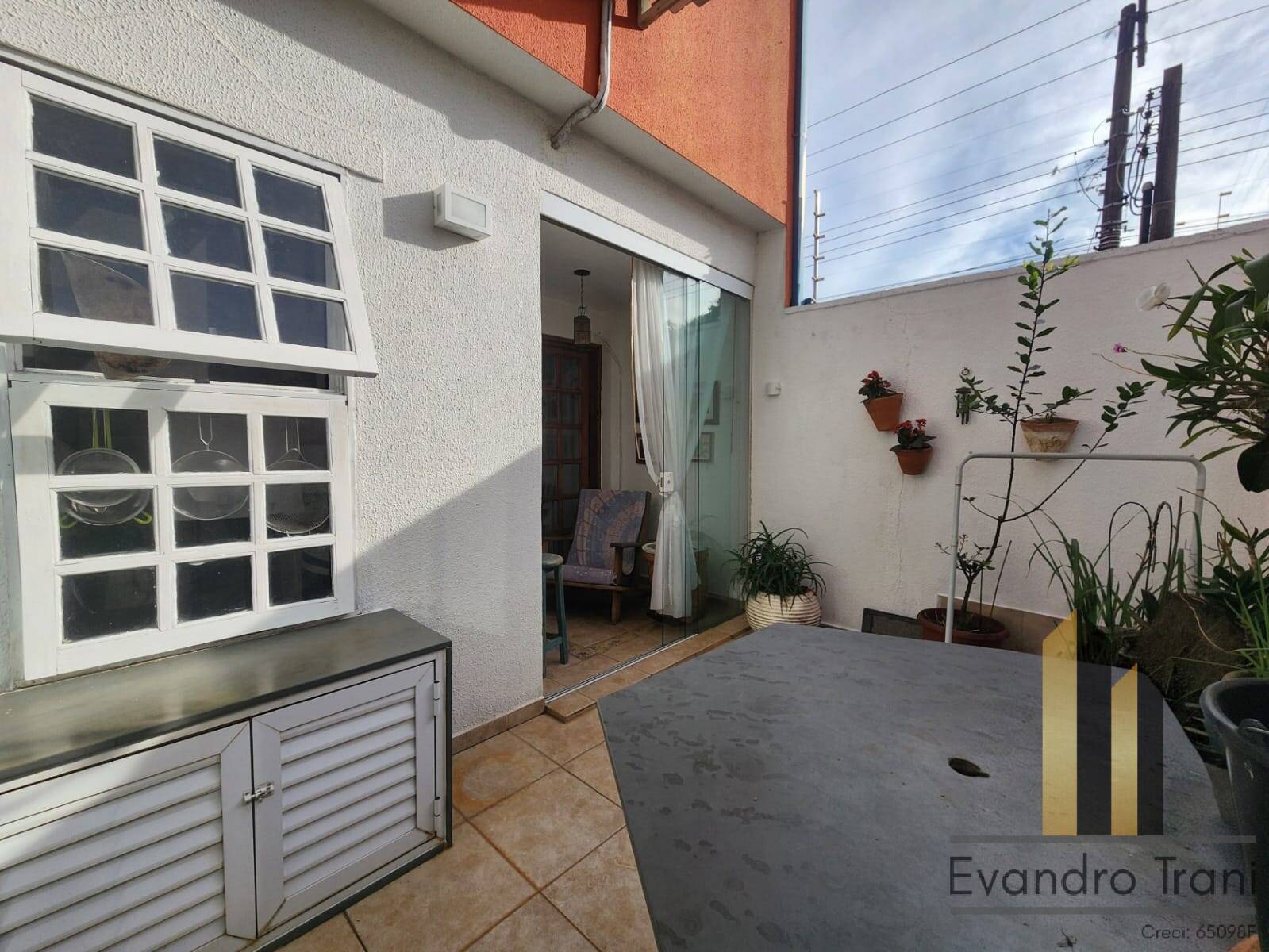 Casa em condomínio à venda no Jardim Aquarius – 120 m²
