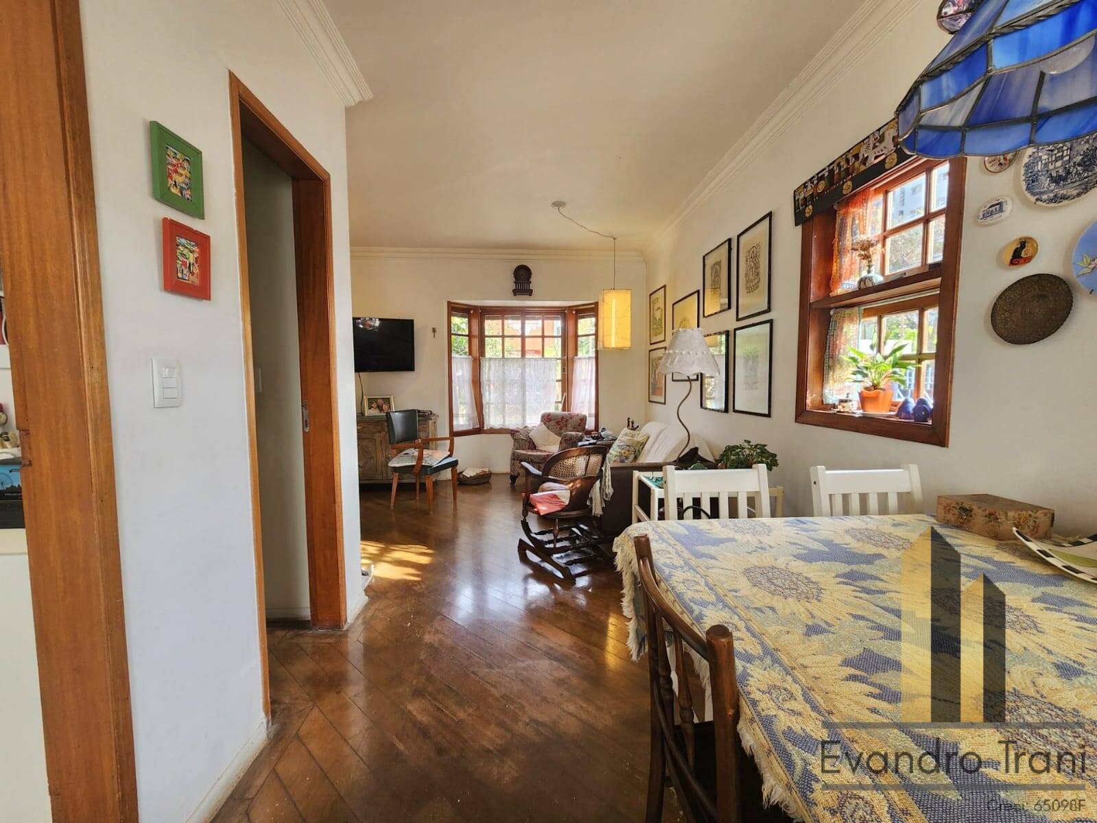 Casa em condomínio à venda no Jardim Aquarius – 120 m²