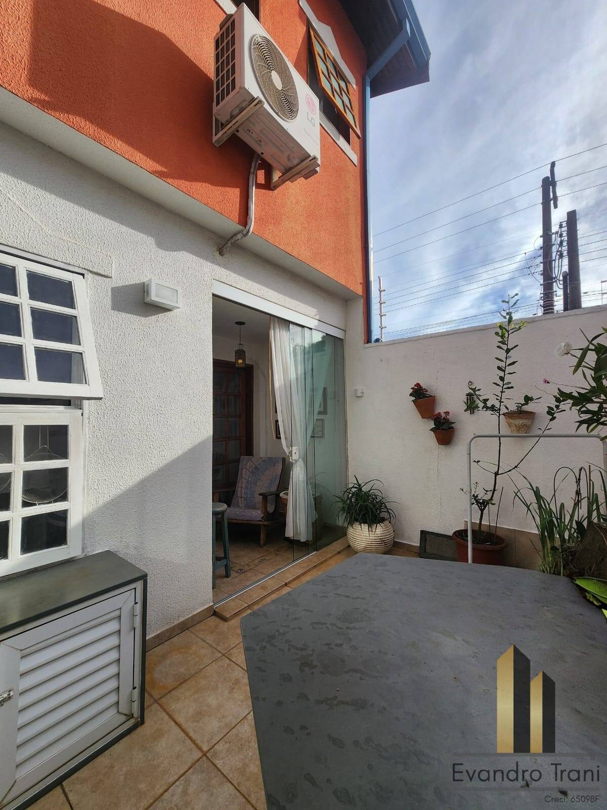 Casa em condomínio à venda no Jardim Aquarius – 120 m²