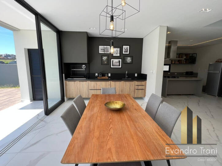Casa com 4 suítes - Urbanova - São José dos Campos/SP -R4 2.690.000,00