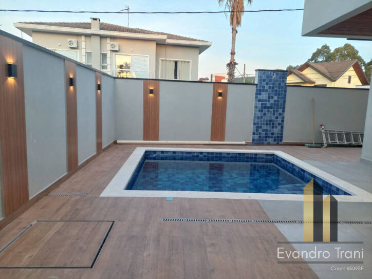 Casa com 4 suítes à venda - Urbanova VII - São José dos Campos/SP