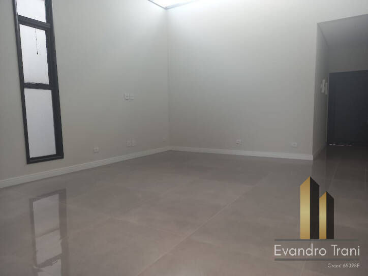 Casa com 3 dorm. à venda - Jardim Jacinto - Jacareí/SP