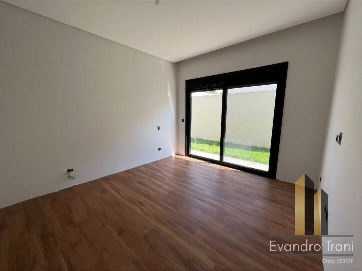Casa À Venda |4 suítes | Urbanova | São José dos Campos/SP