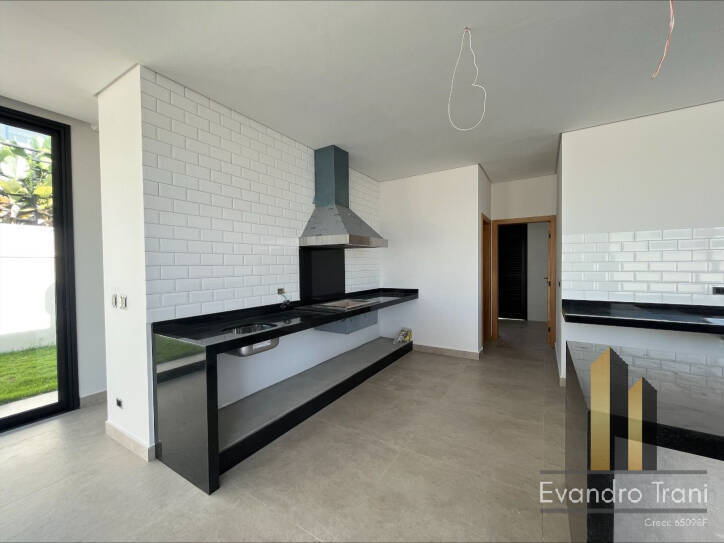 Casa À Venda |4 suítes | Urbanova | São José dos Campos/SP