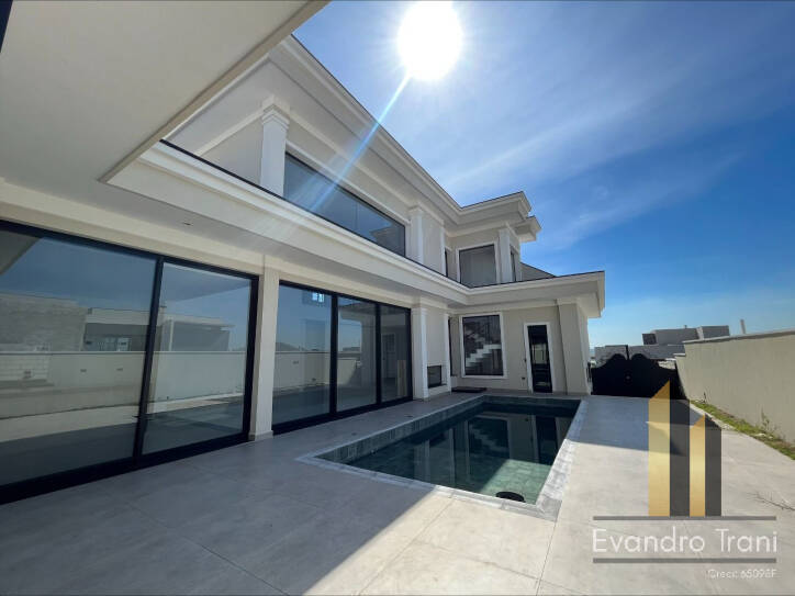 Casa À Venda |4 suítes | Urbanova | São José dos Campos/SP
